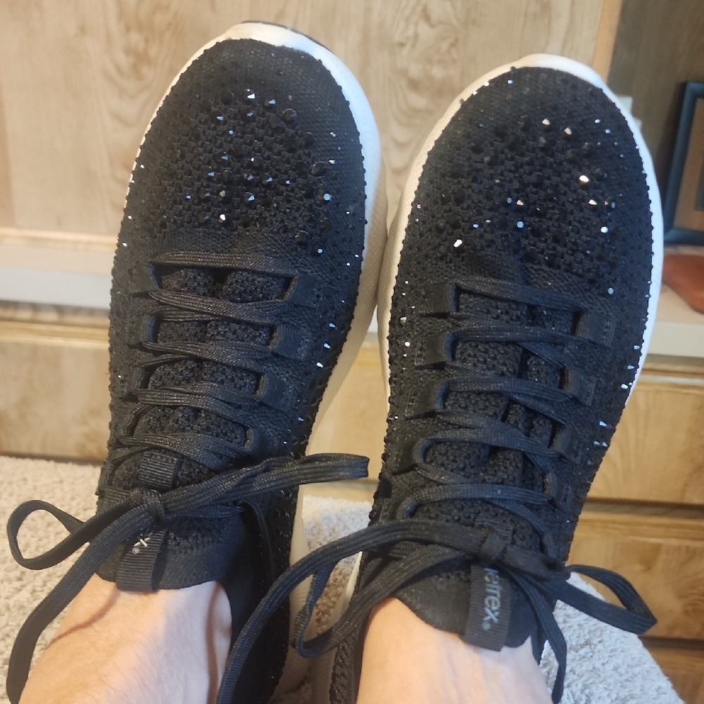 Aetrex Women's Black Sneakers